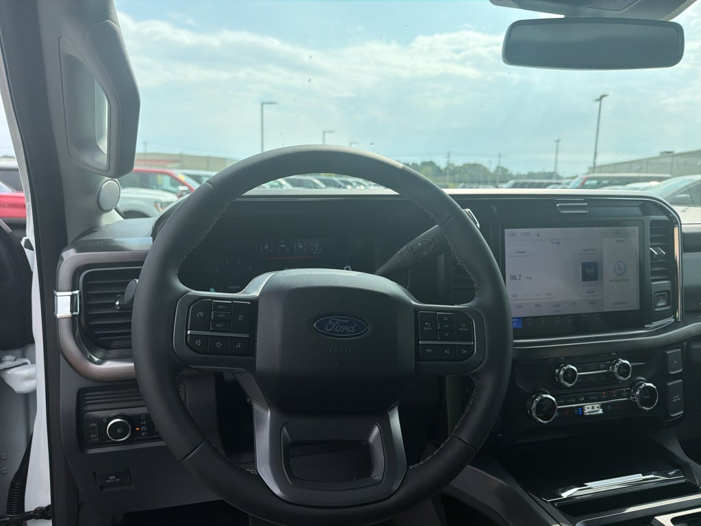2027 Ford F-250 F-250® Lariat®