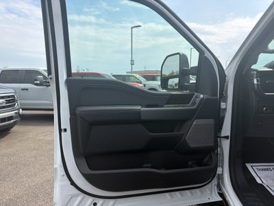 2027 Ford F-250 F-250® Lariat®