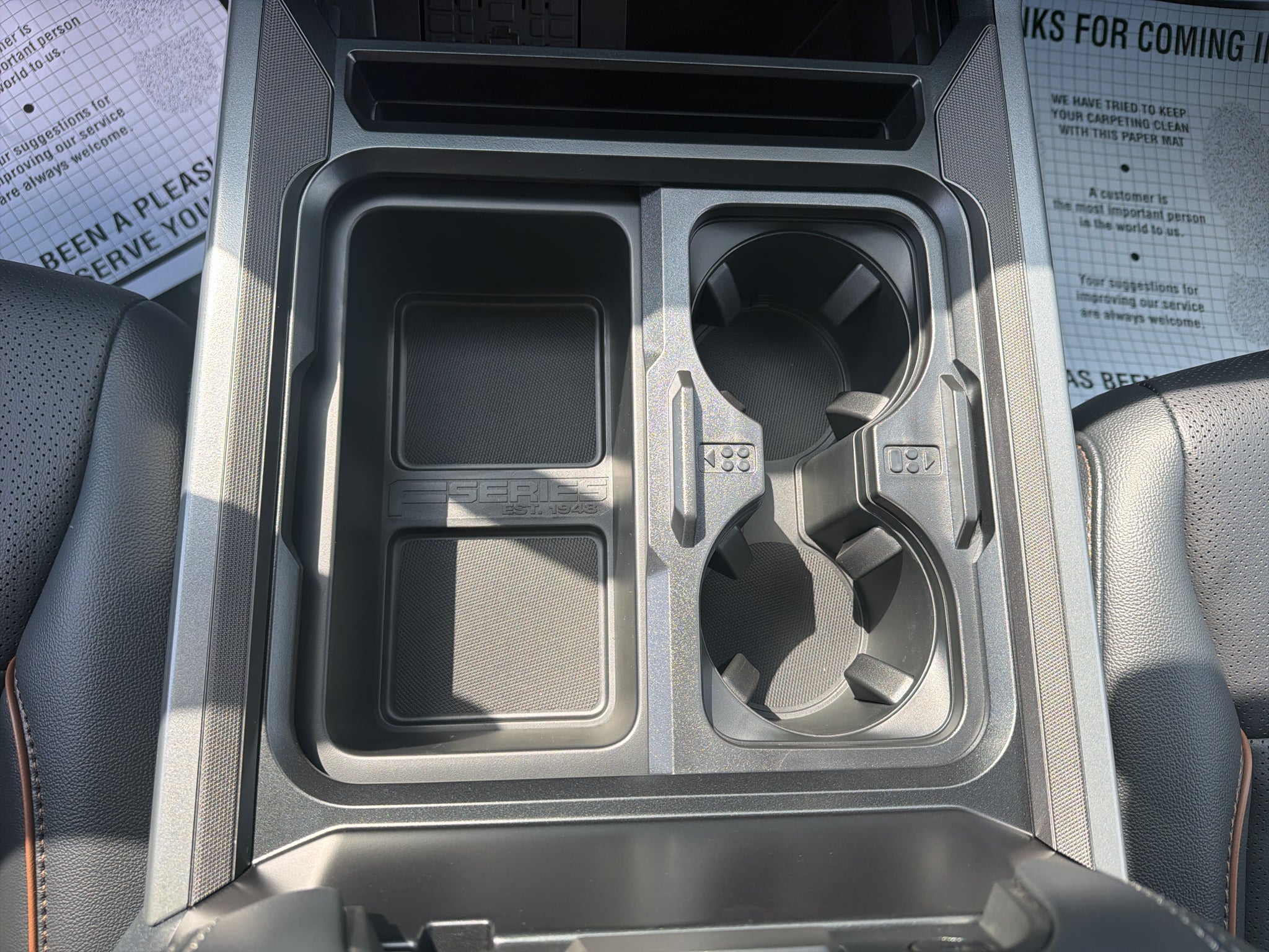 2027 Ford F-250 F-250® Lariat®