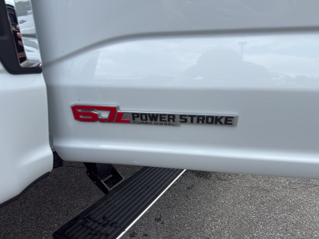 2026 Ford F-350 F-350® Lariat®