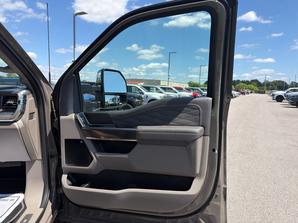 2026 Ford F-350 F-350® Platinum®