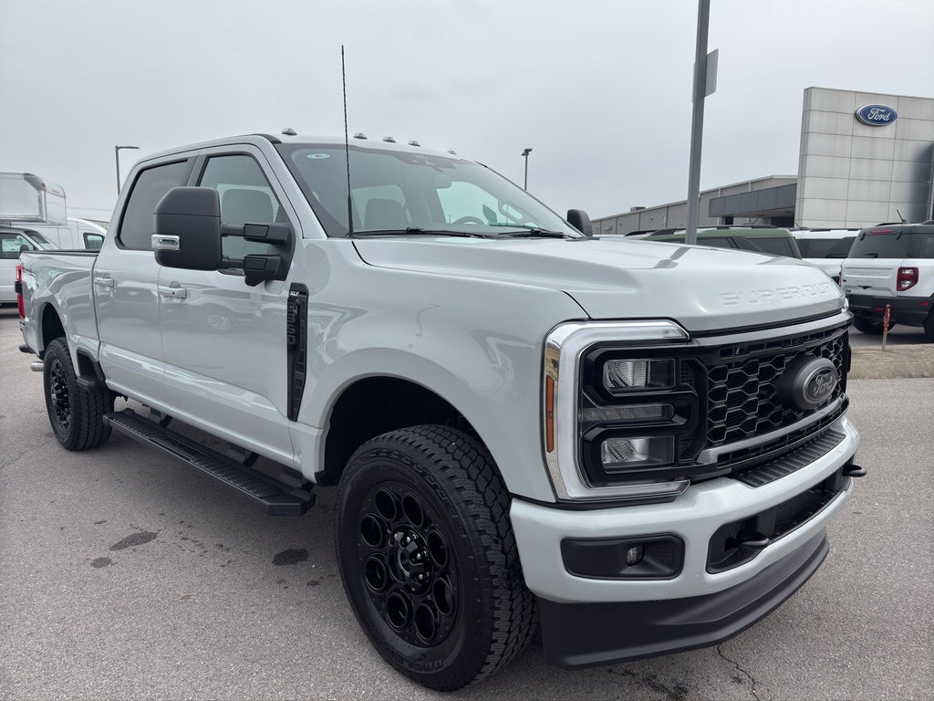 2026 Ford F-350 F-350® XLT