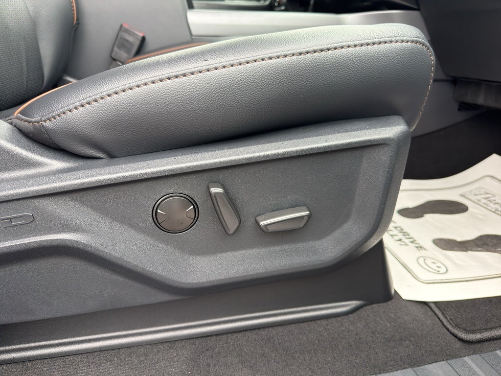 2026 Ford F-350 F-350® Lariat®