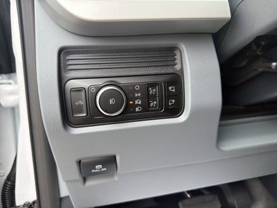 2027 Ford F-350 F-350® XLT