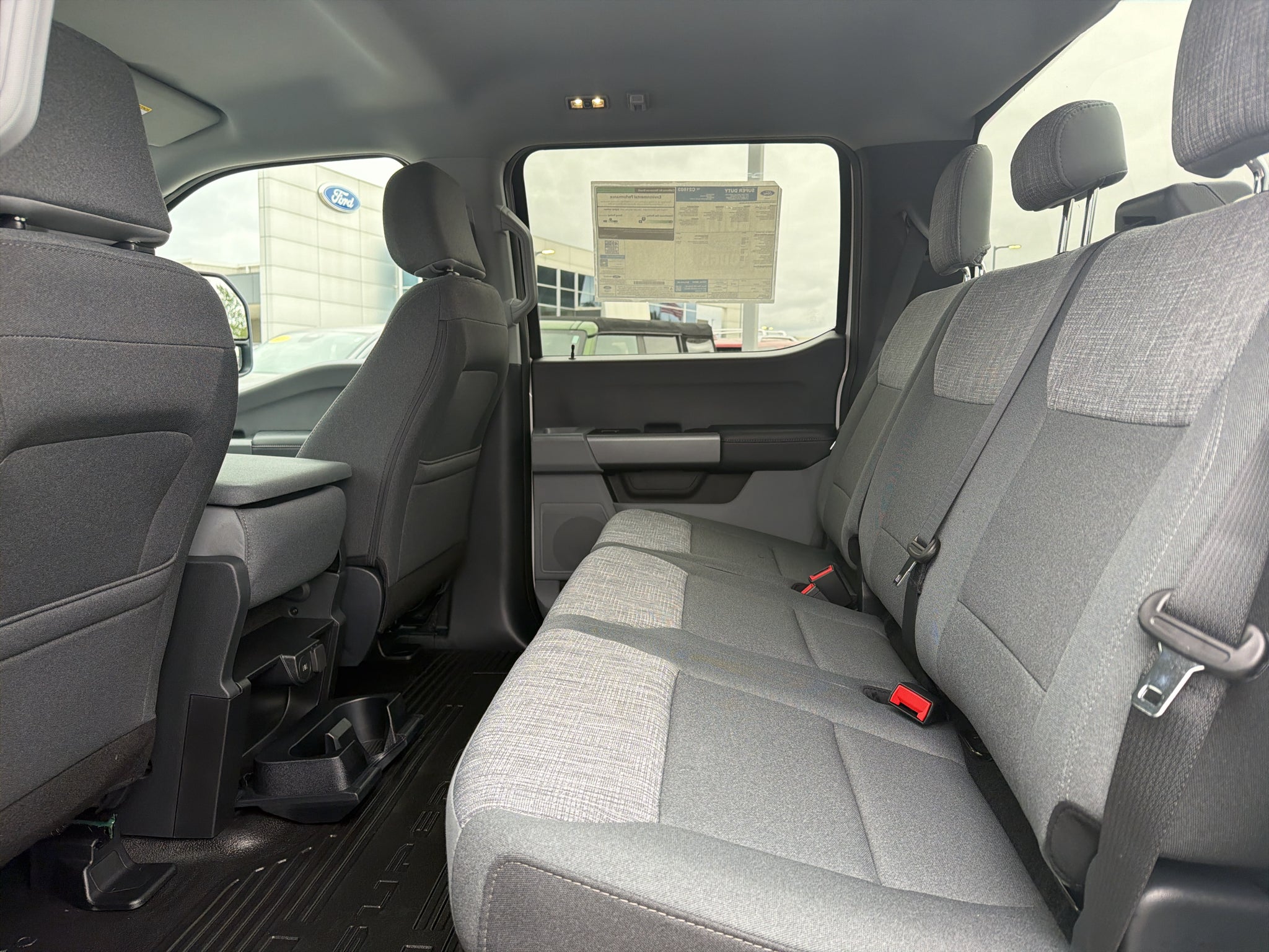 2027 Ford F-350 F-350® XLT