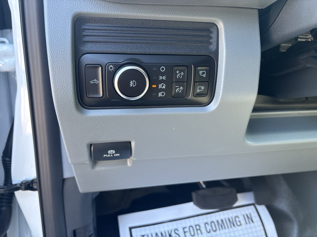 2027 Ford F-350 F-350® XLT