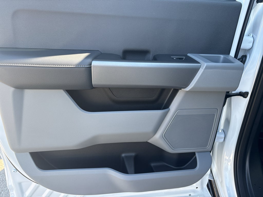 2027 Ford F-350 F-350® XLT