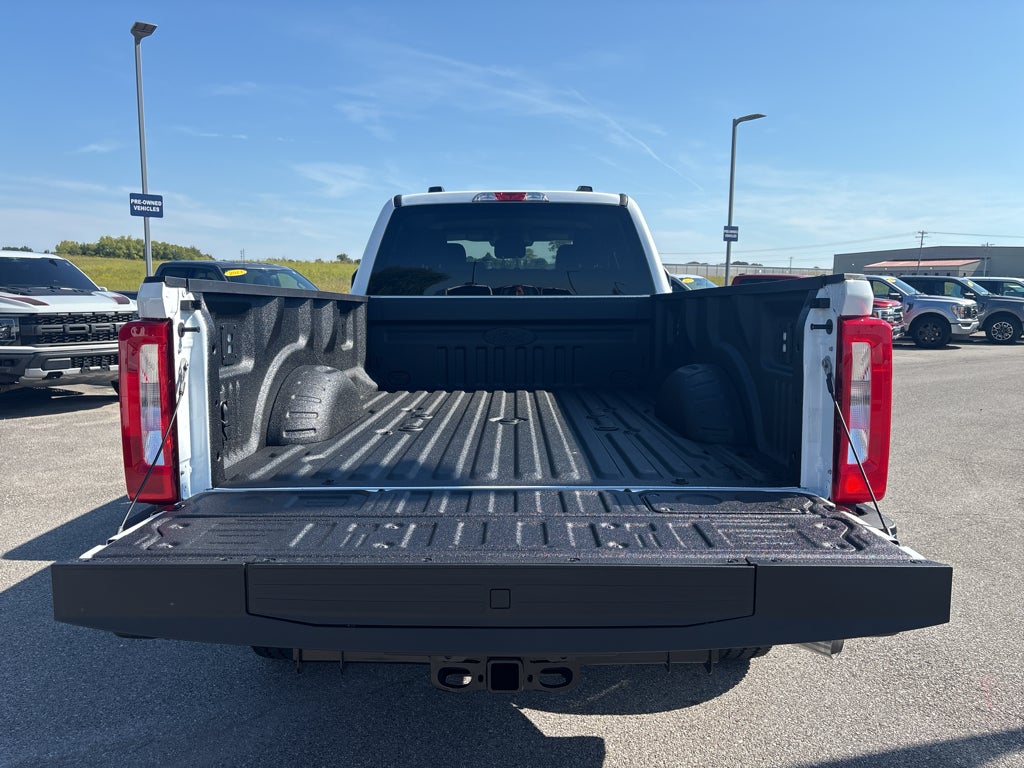 2027 Ford F-350 F-350® XLT