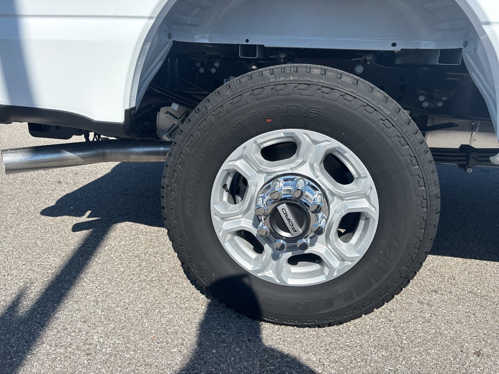 2027 Ford F-350 F-350® XLT