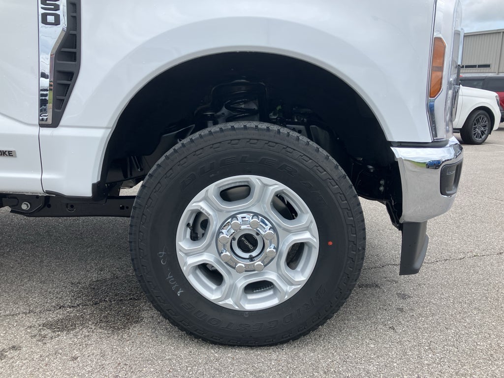 2026 Ford F-350 XLT