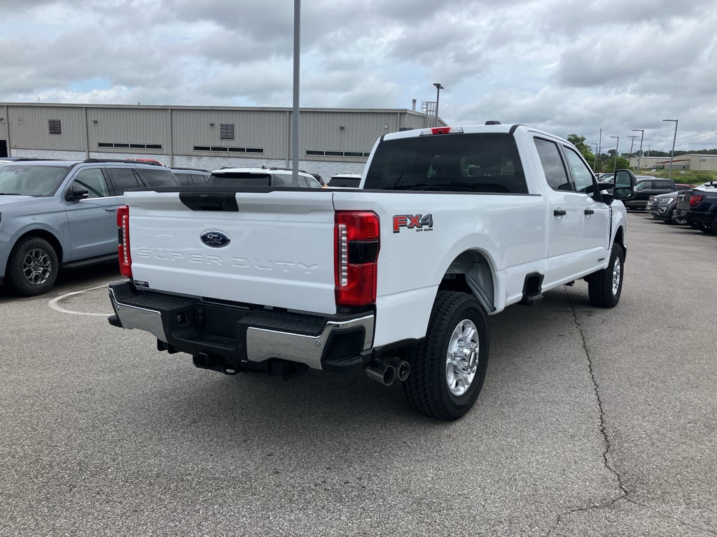 2026 Ford F-350 XLT
