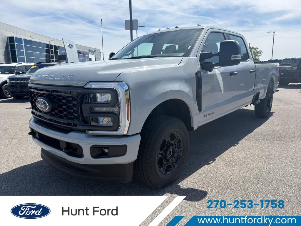 2026 Ford F-350 XL 4x4 Crew Cab 8' Box SRW's photo