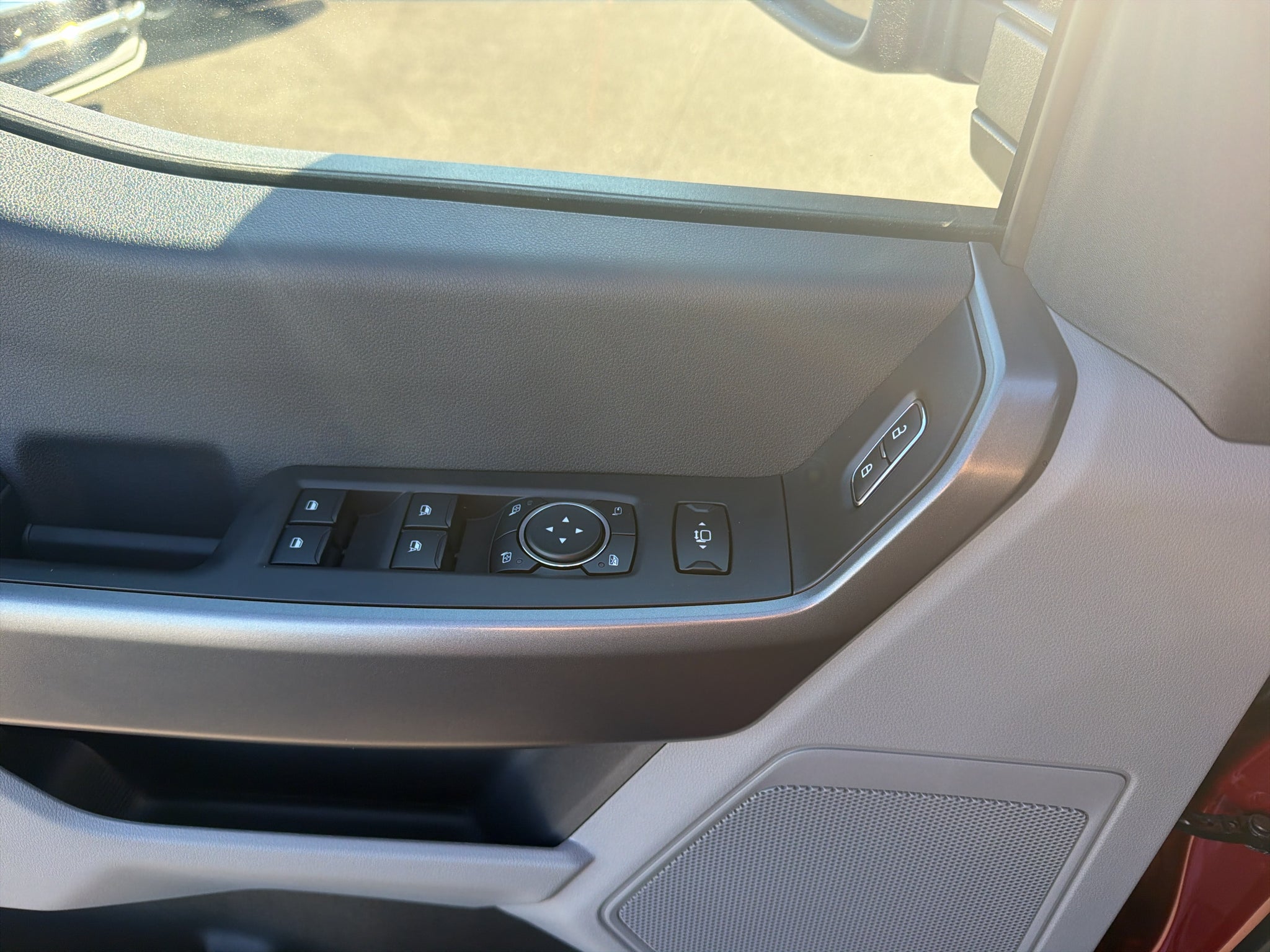 2027 Ford F-350 F-350® XLT