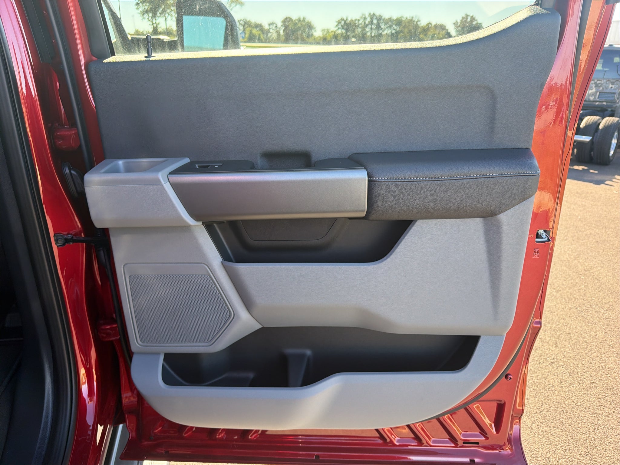 2027 Ford F-350 F-350® XLT