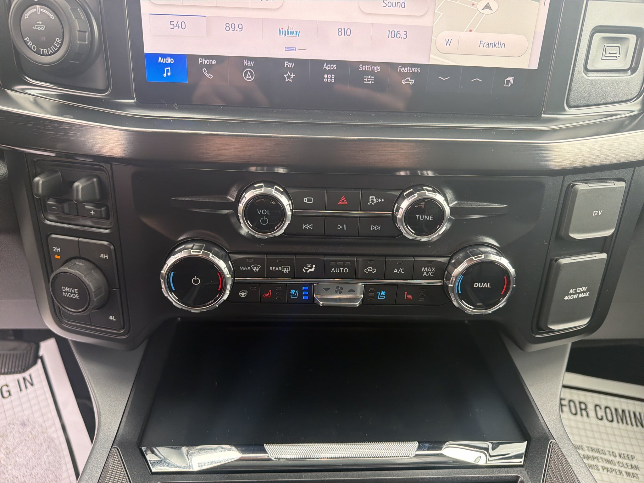 2027 Ford F-350 F-350® Lariat®