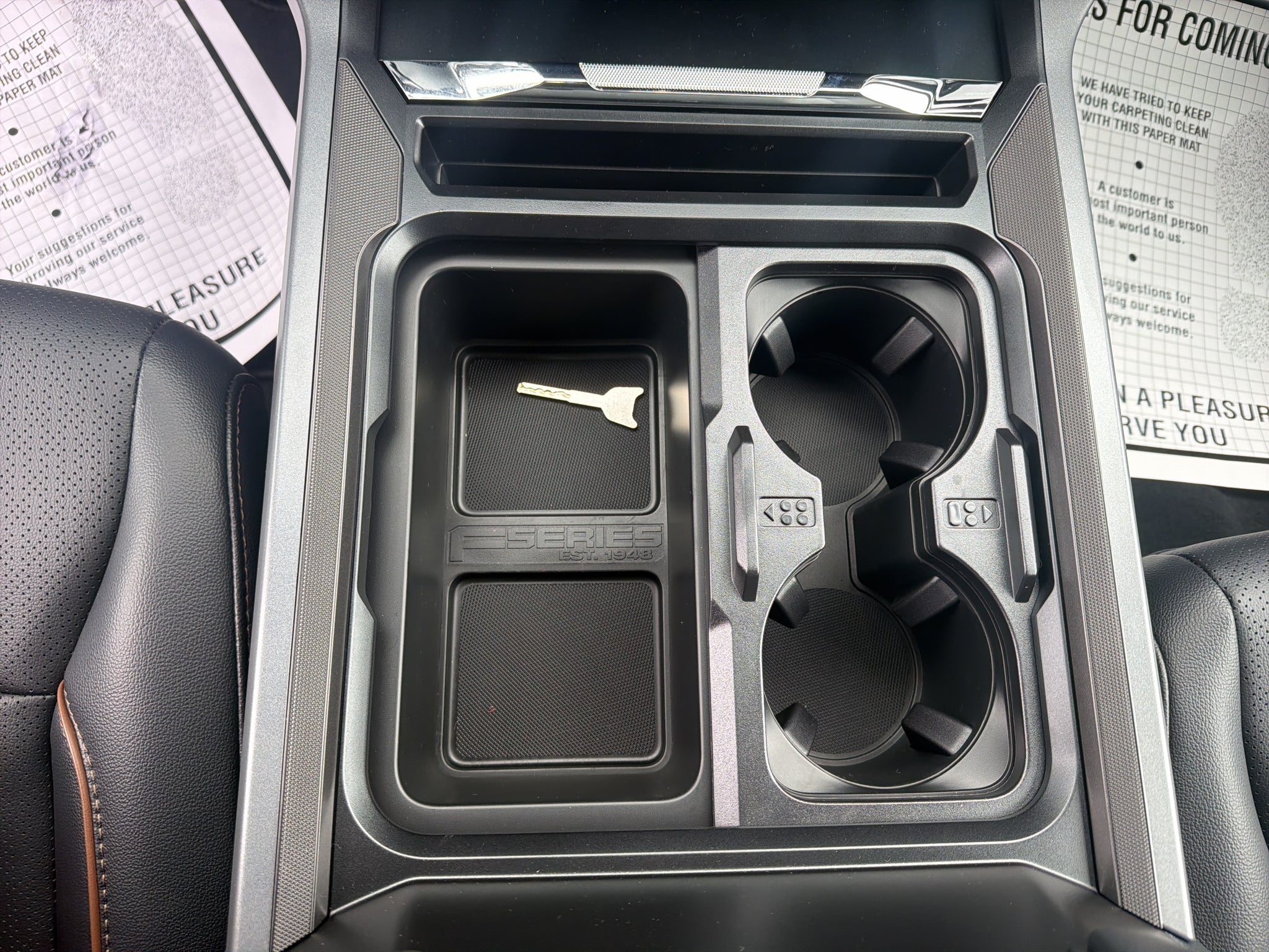 2027 Ford F-350 F-350® Lariat®
