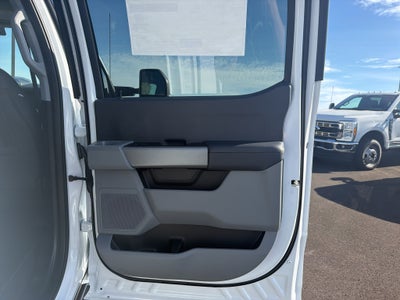 2027 Ford F-350 XLT
