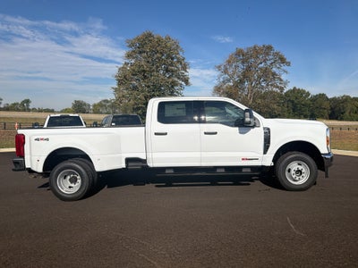 2027 Ford F-350 XLT
