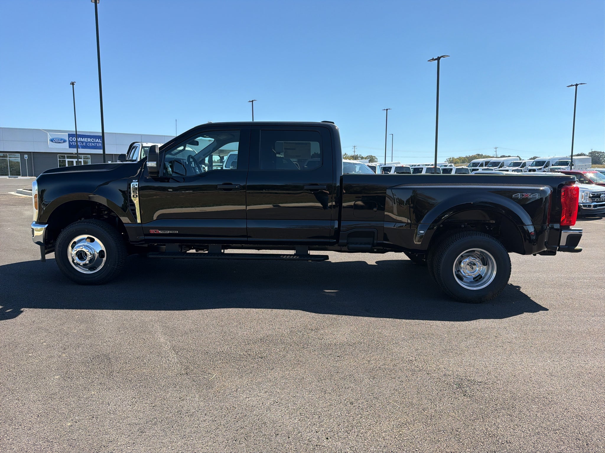 2027 Ford F-350 XLT
