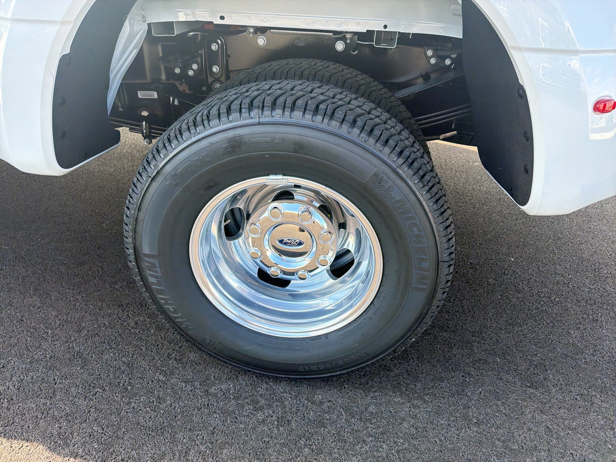 2027 Ford F-350 XLT