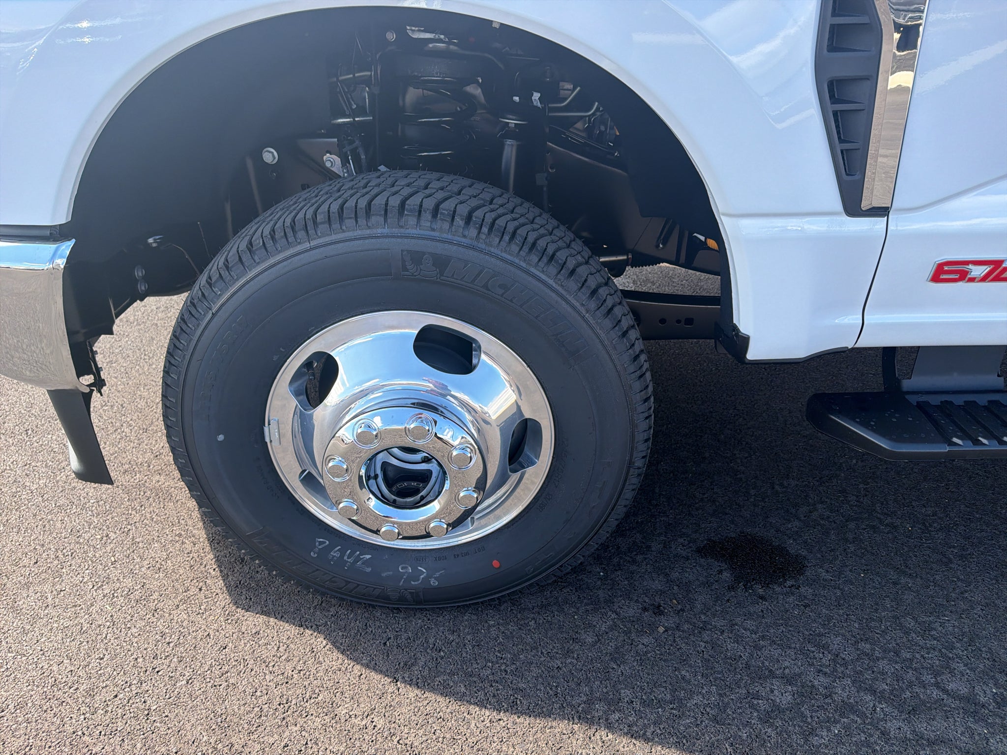 2027 Ford F-350 XLT