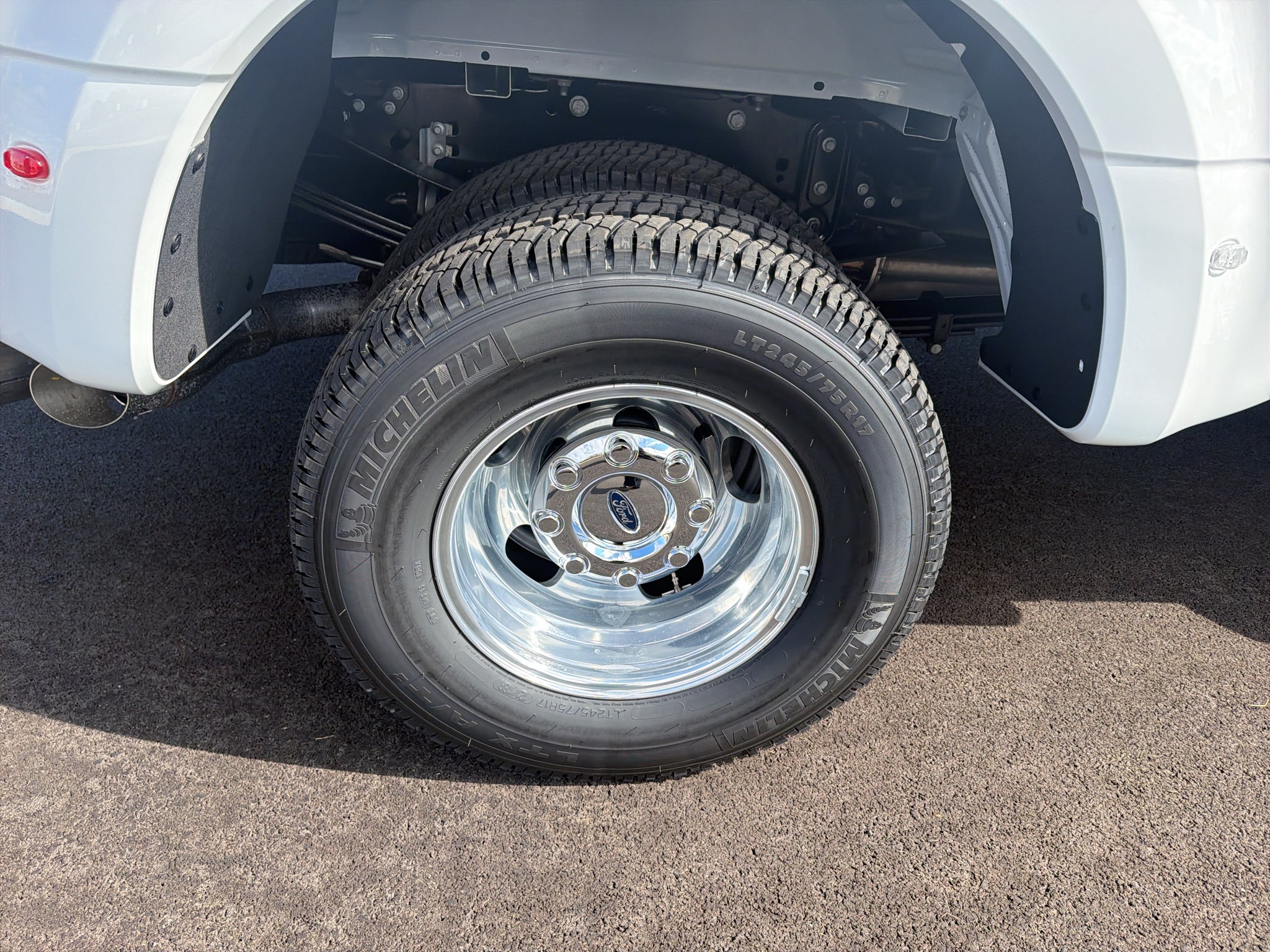 2027 Ford F-350 XLT