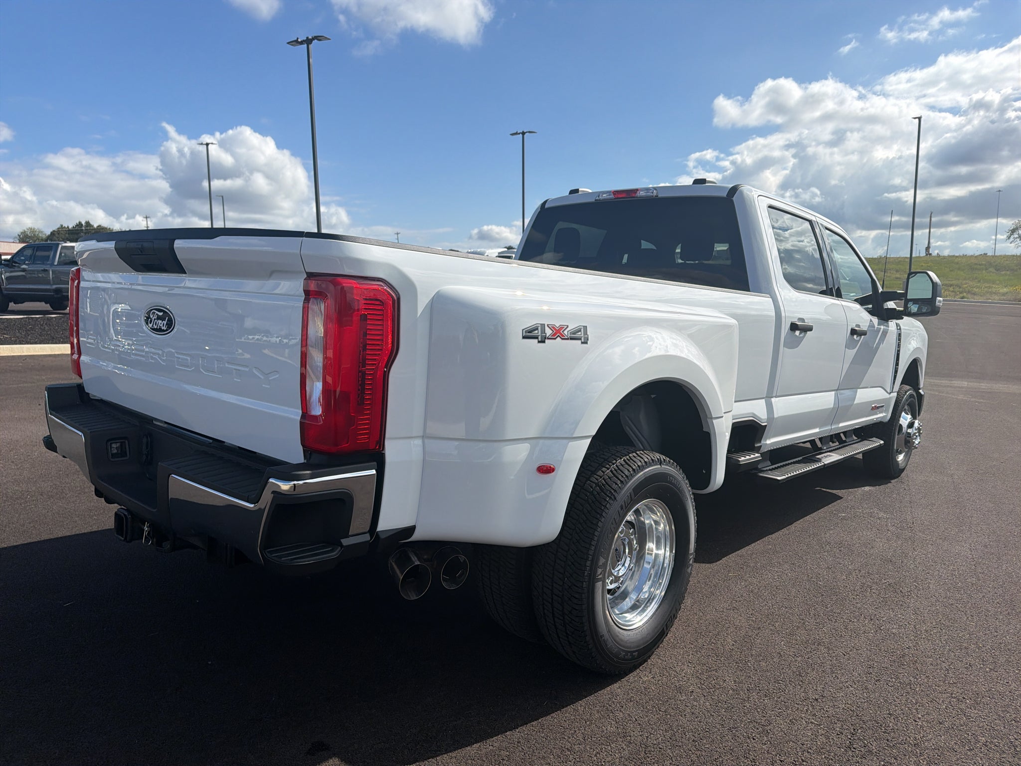 2027 Ford F-350 XLT