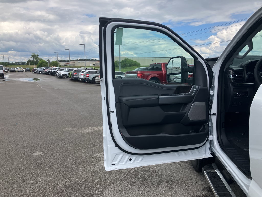 2026 Ford F-350 F-350® Lariat®