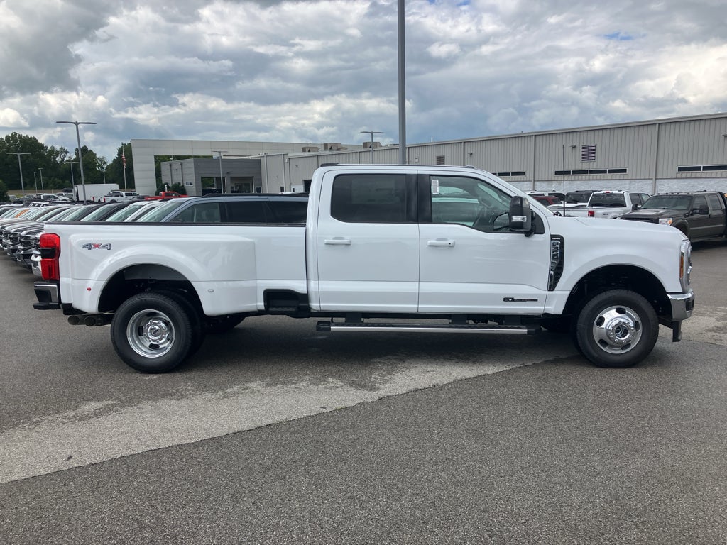 2026 Ford F-350 F-350® Lariat®