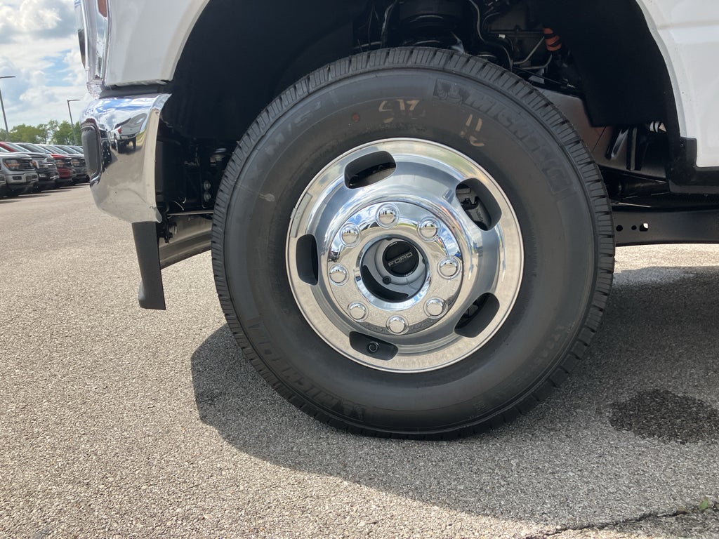 2026 Ford F-350 F-350® Lariat®