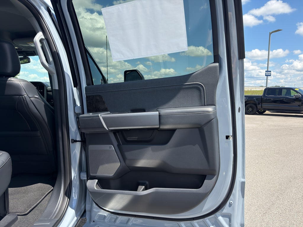 2026 Ford F-350 F-350® Lariat®