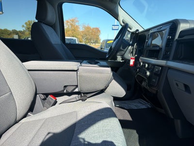 2027 Ford F-450 F-450® XLT