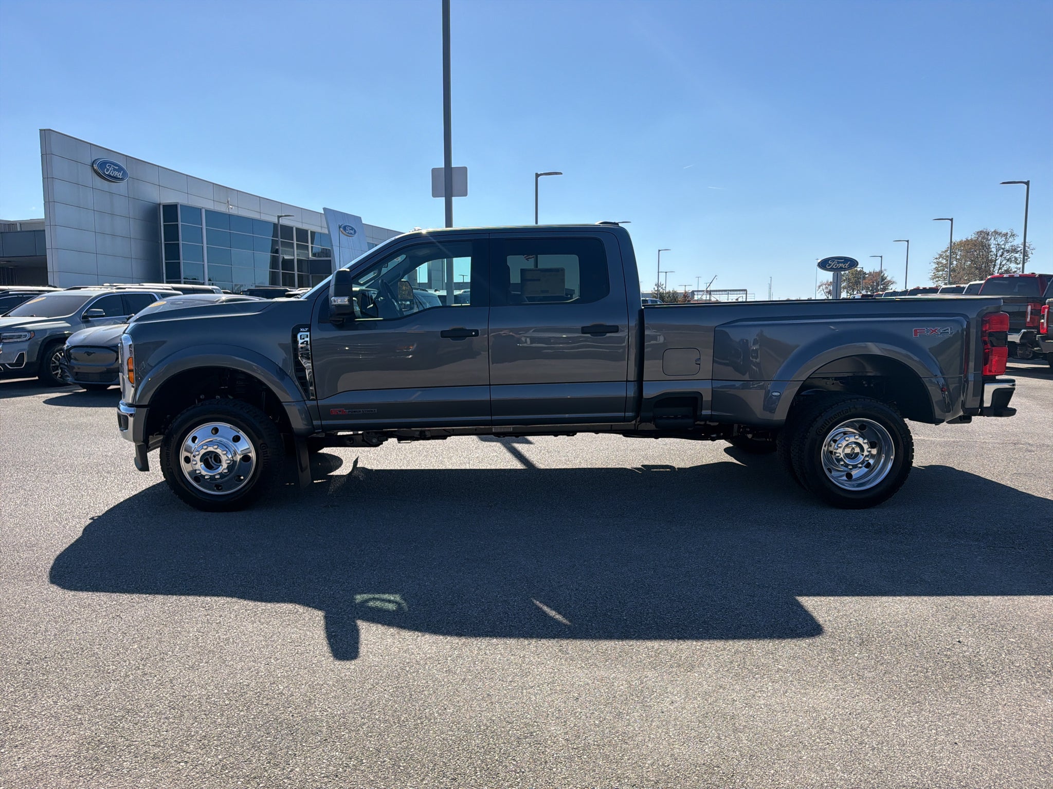 2027 Ford F-450 F-450® XLT