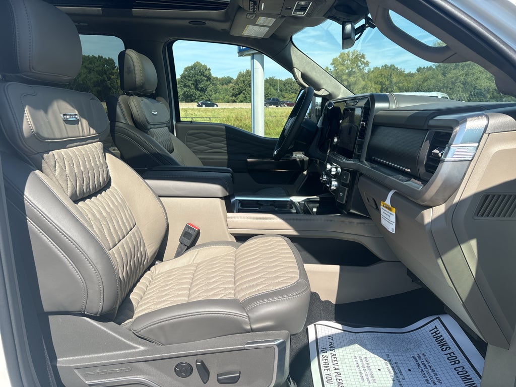 2027 Ford F-450 F-450® Platinum®