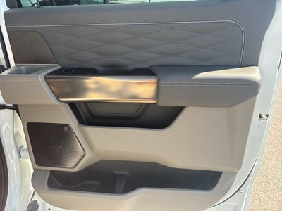 2027 Ford F-450 F-450® Platinum®