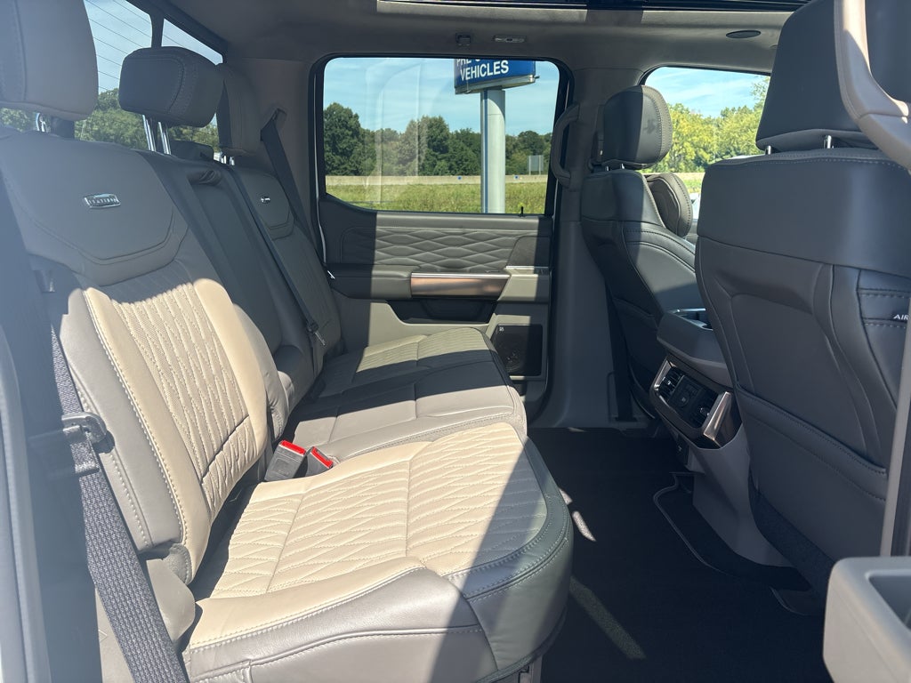 2027 Ford F-450 F-450® Platinum®