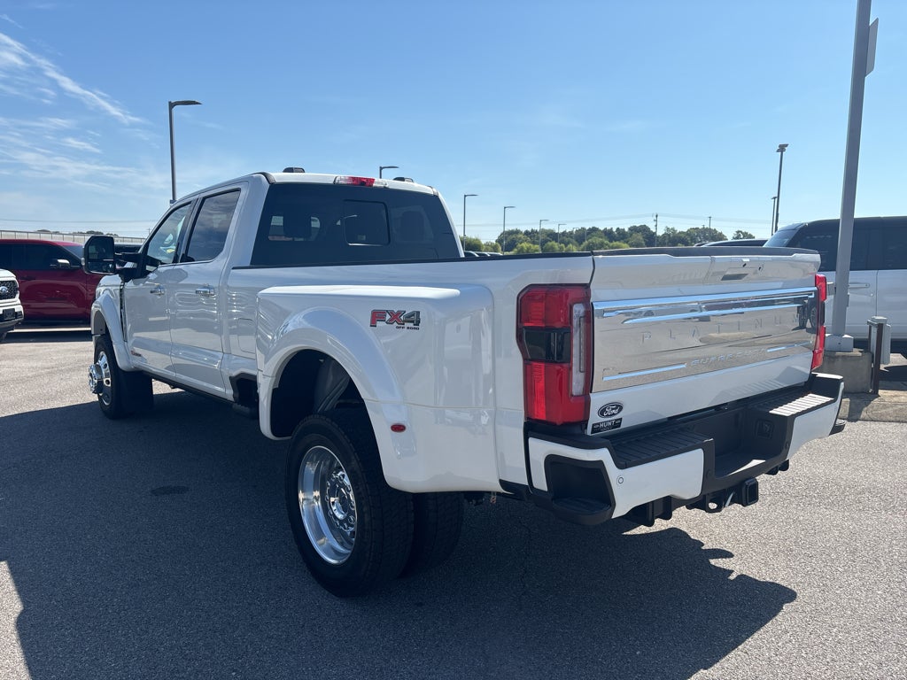2027 Ford F-450 F-450® Platinum®