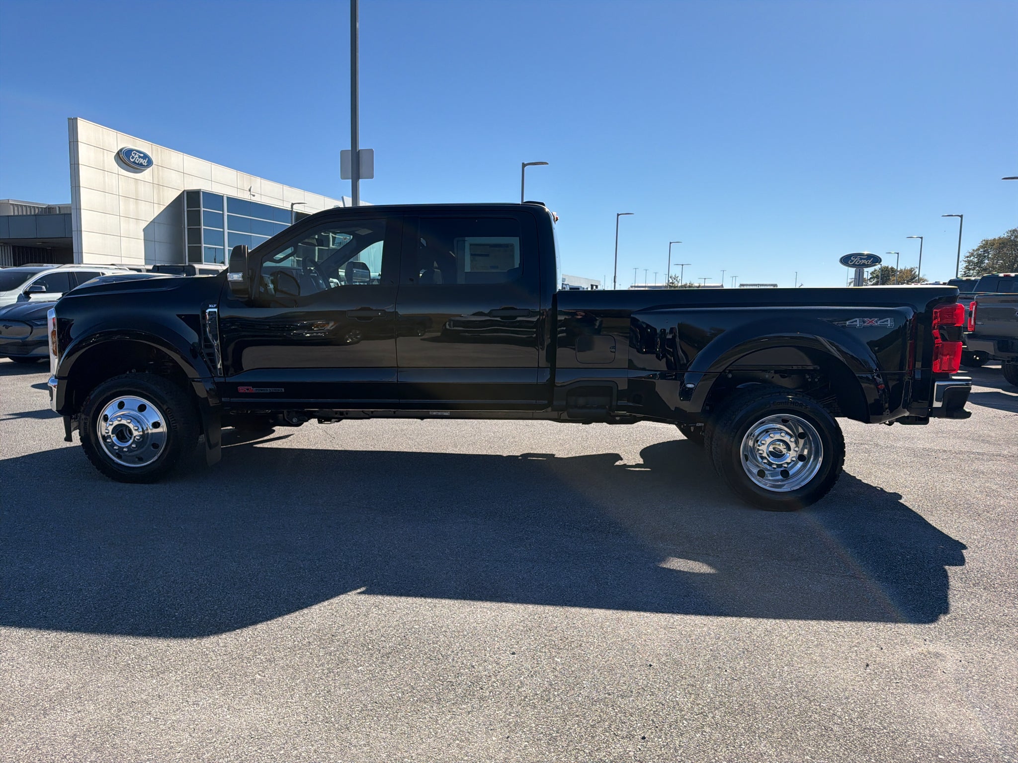 2027 Ford F-450 F-450® XLT