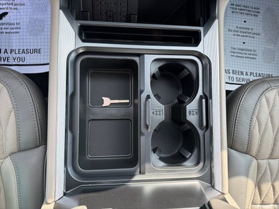 2027 Ford F-450 F-450® Platinum®