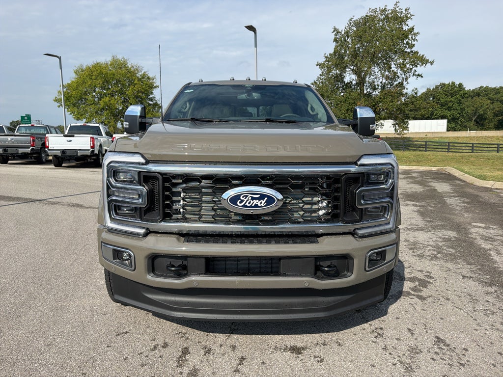 2027 Ford F-450 F-450® Platinum®