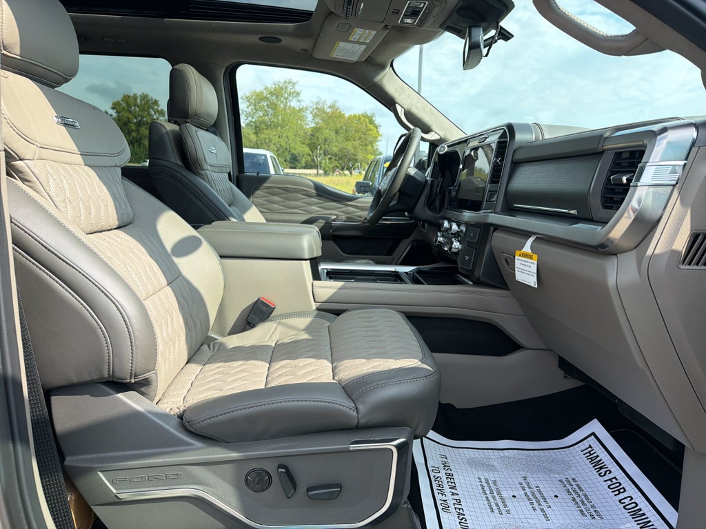 2027 Ford F-450 F-450® Platinum®