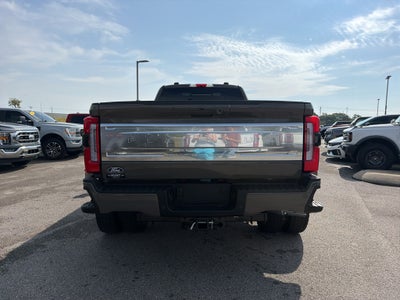 2027 Ford F-450 F-450® Platinum®