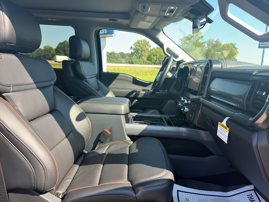 2026 Ford F-450 F-450® Lariat®