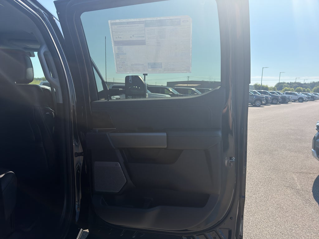 2026 Ford F-450 F-450® Lariat®