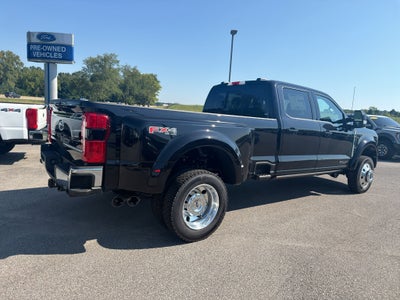 2026 Ford F-450 F-450® Lariat®