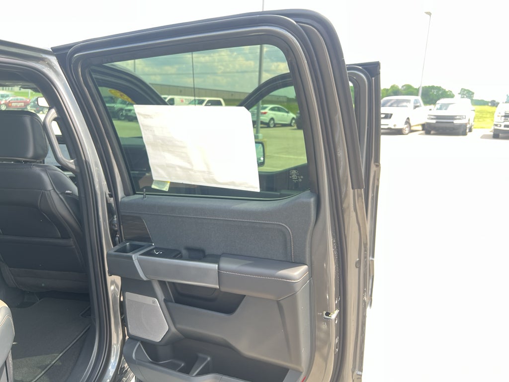 2025 Ford F-150 Lariat®