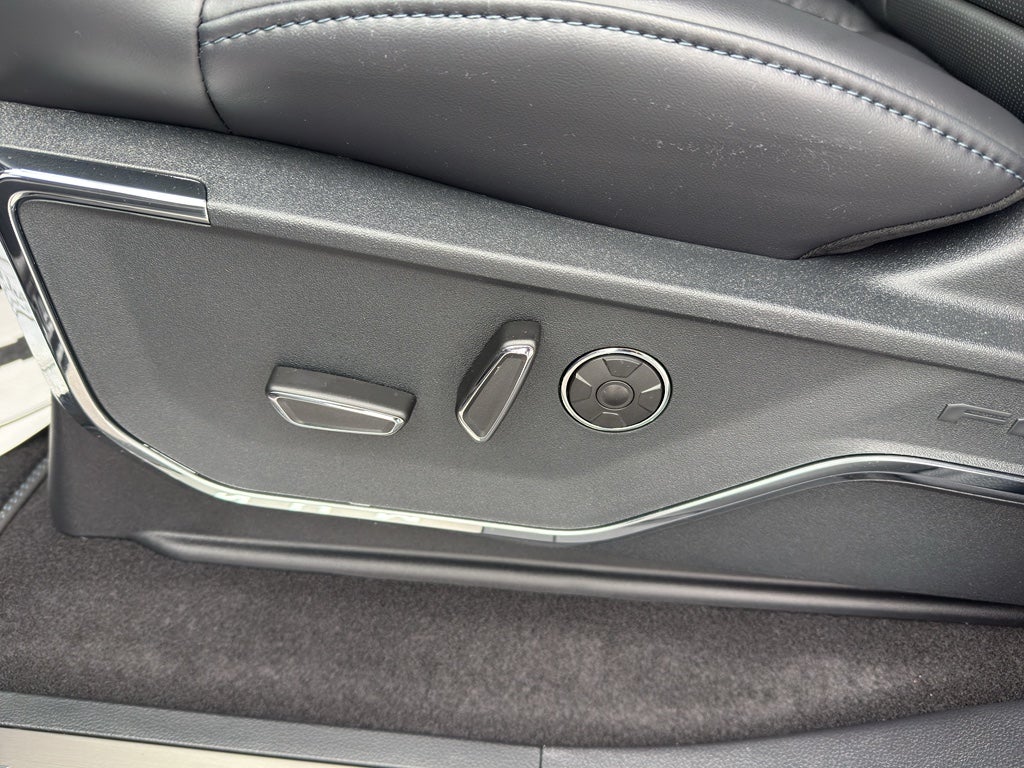 2025 Ford F-150 Platinum®