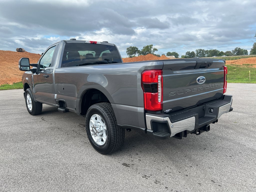 2026 Ford F-350 F-350® XLT