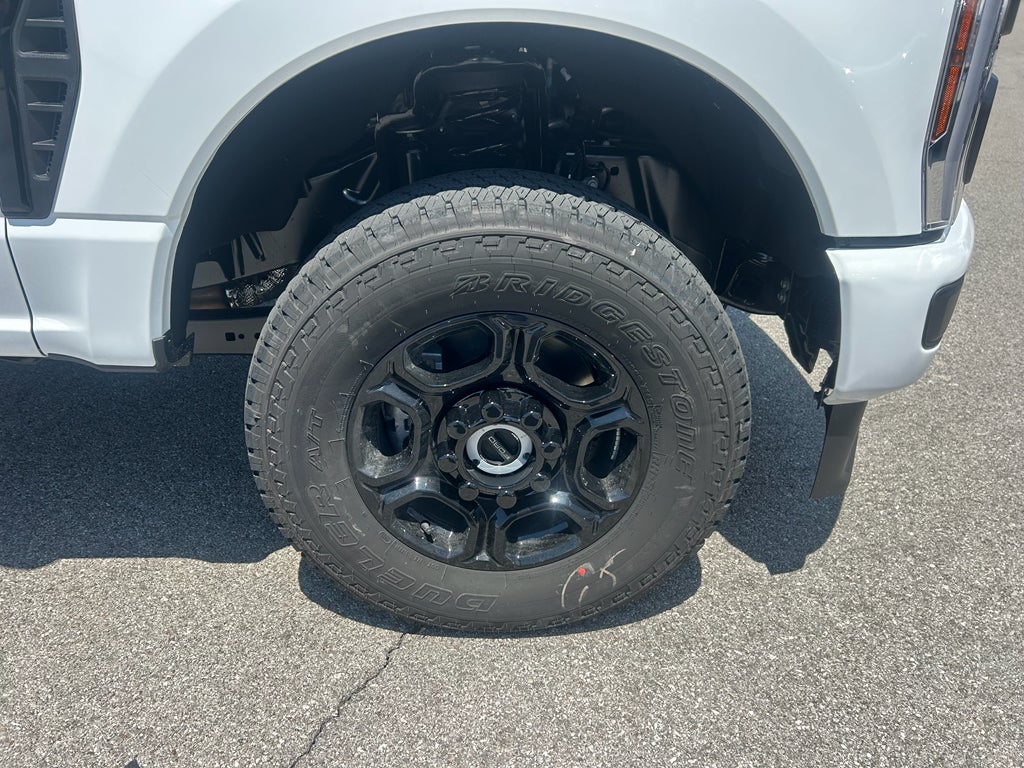 2025 Ford F-350 F-350® XL