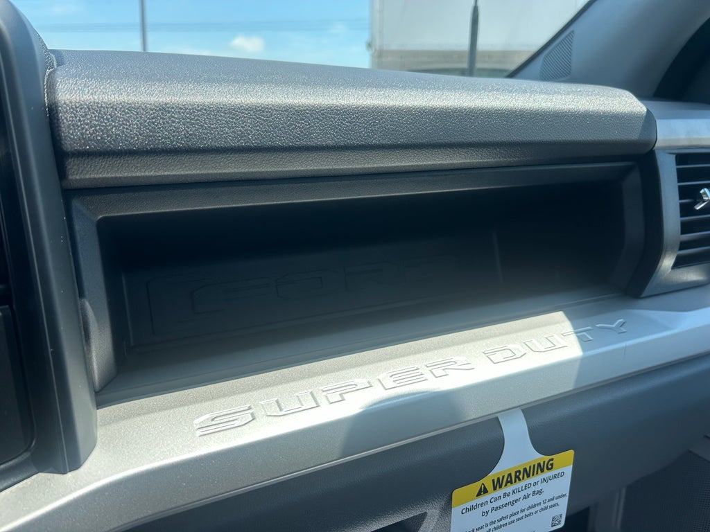 2025 Ford F-350 F-350® XL